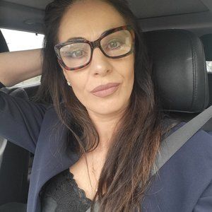 Meet your Posher, Madlena